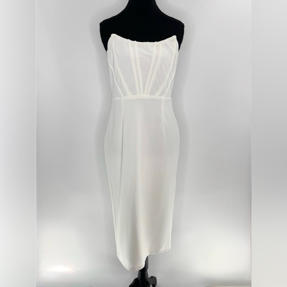 Lulus Dramatic Intent White Strapless‎ Corset BodyconMini Dress, Size L, NWOT - Picture 6 of 14